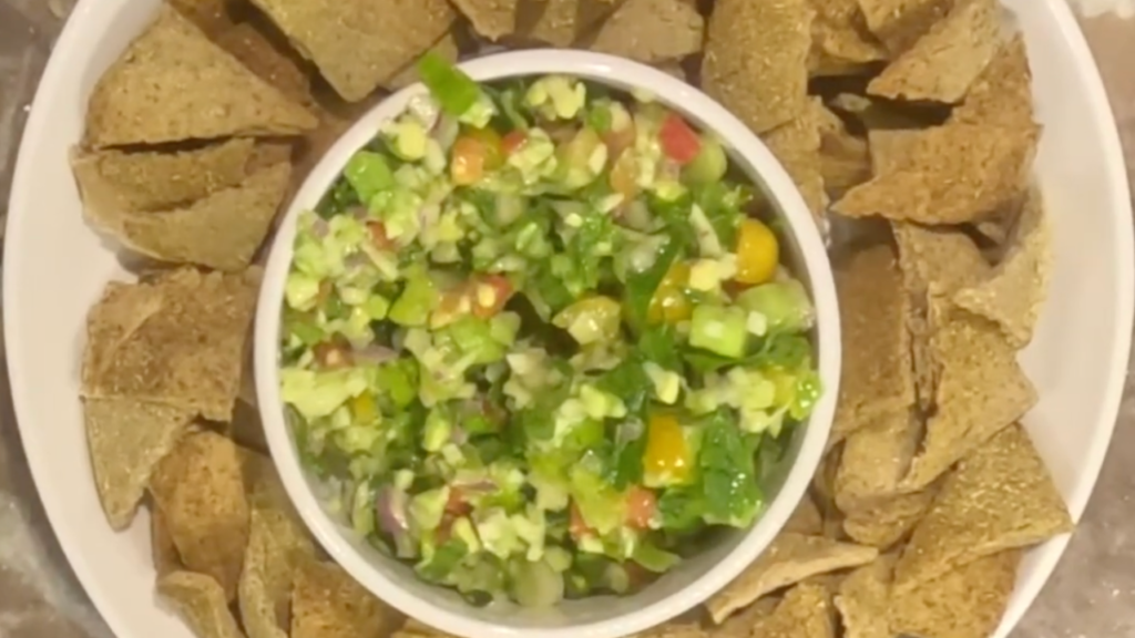 Craquelins au levain de sarrasin et salsa fraîche untitled design 18